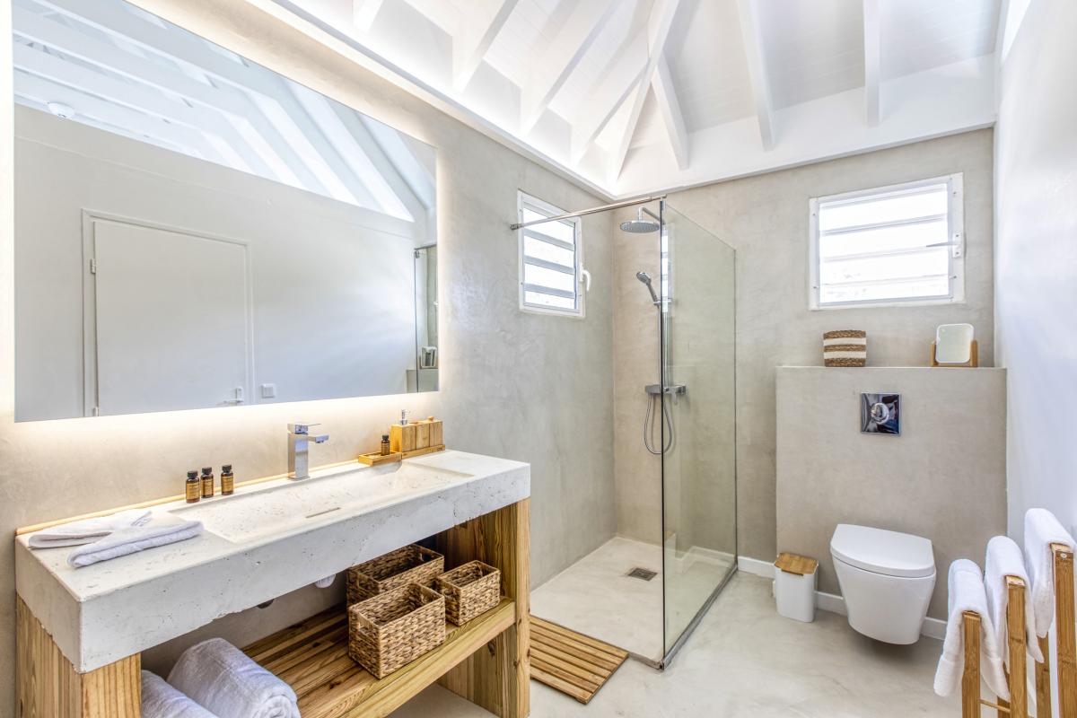 A louer villa 4 chambre Terres Basses Saint Martin_ Salle d'eau - 21
